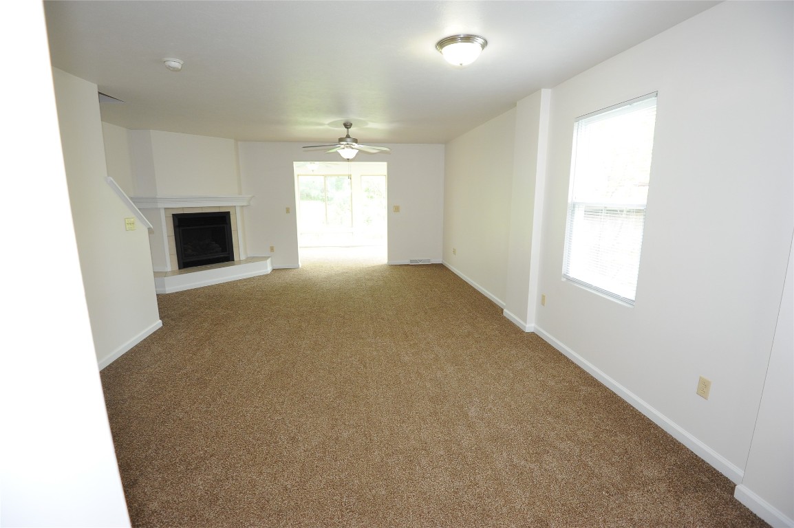 4140 Wood Hills Drive #C44, Erie, Pennsylvania image 12