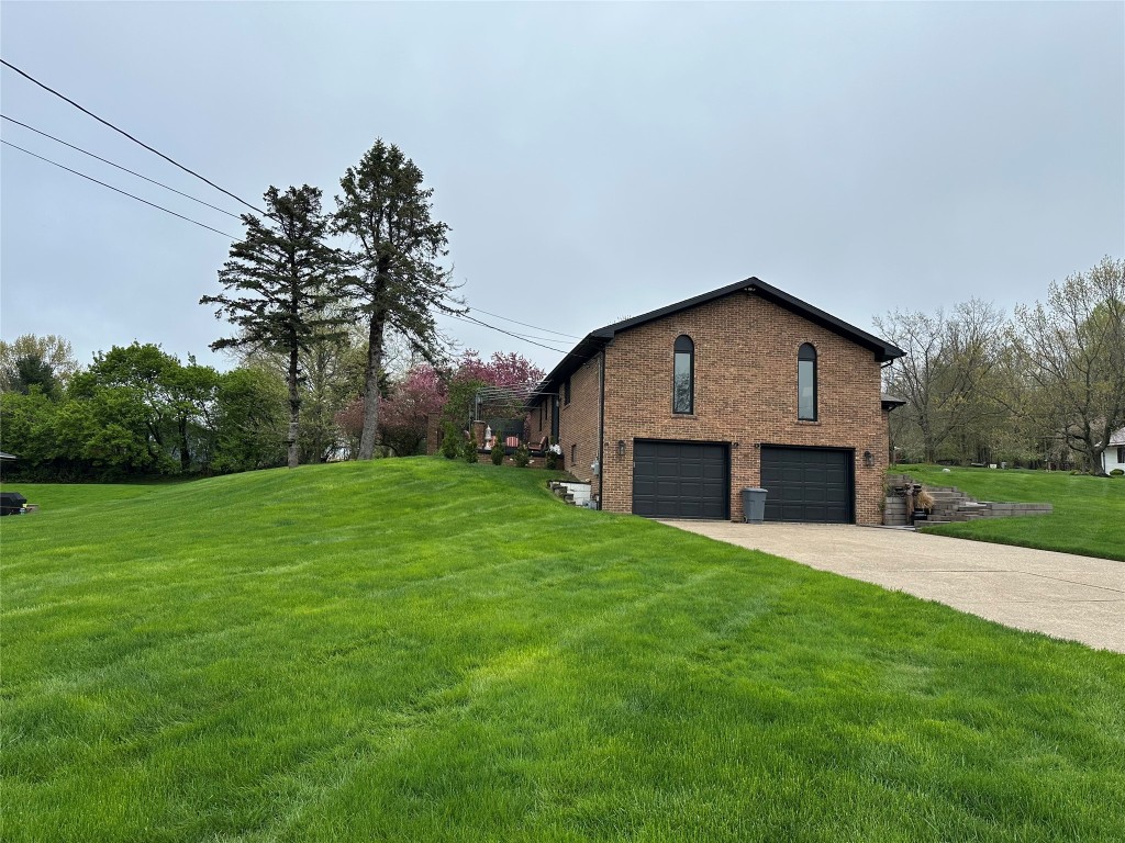 6170 Mistletoe Avenue, Fairview, Pennsylvania image 5