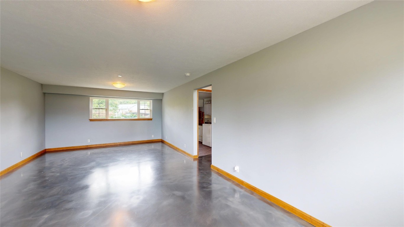 525 Benson Road, Waterford, Pennsylvania image 16