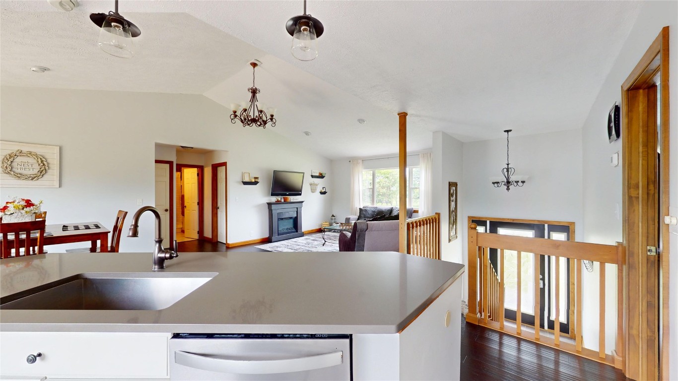 525 Benson Road, Waterford, Pennsylvania image 14