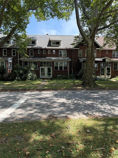 Homes For Sale - 1061 Newton Avenue<br/> Erie, PA 16511