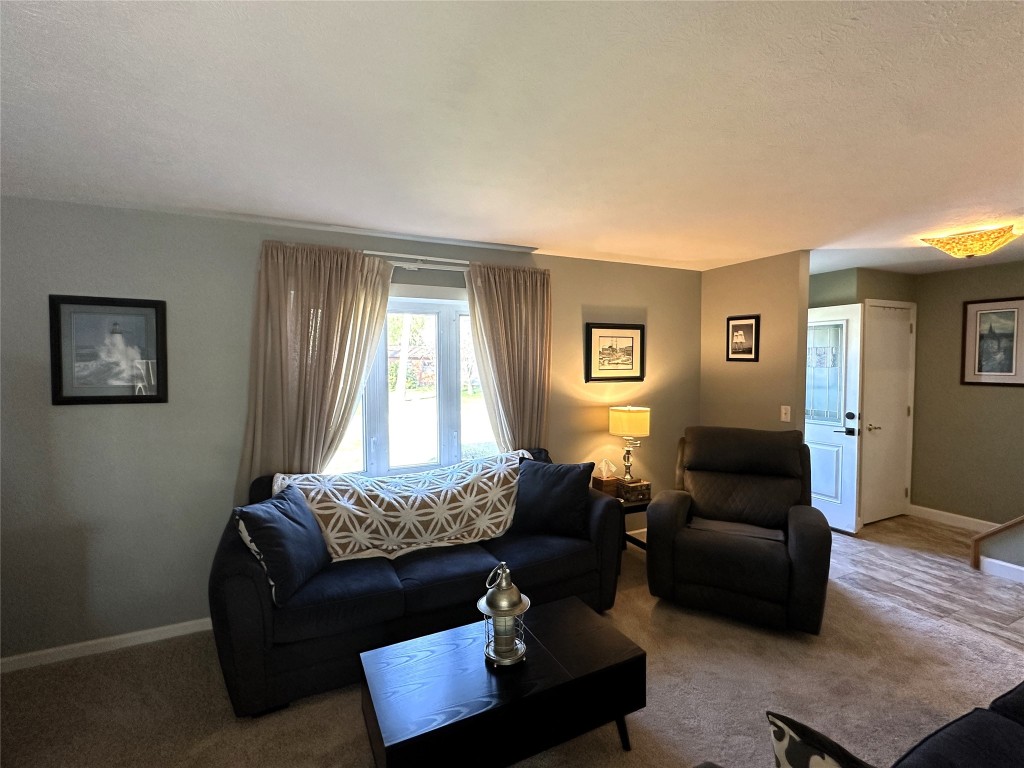 1717 Garloch Drive, Erie, Pennsylvania image 13