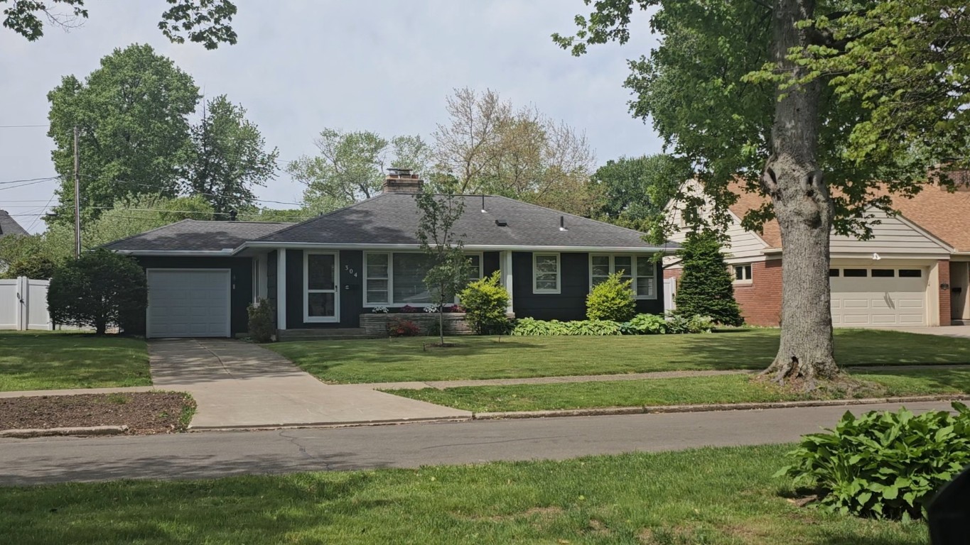 304 Mohawk Drive, Erie, Pennsylvania image 1