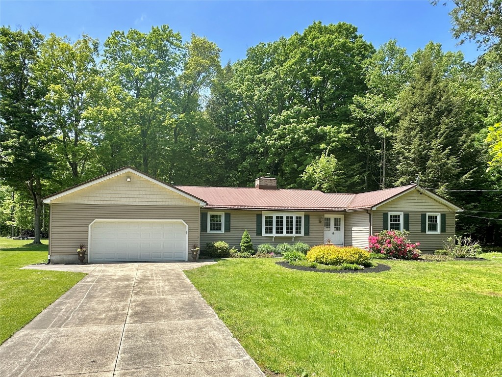 6140 Red Pine Lane, Erie, Pennsylvania image 1