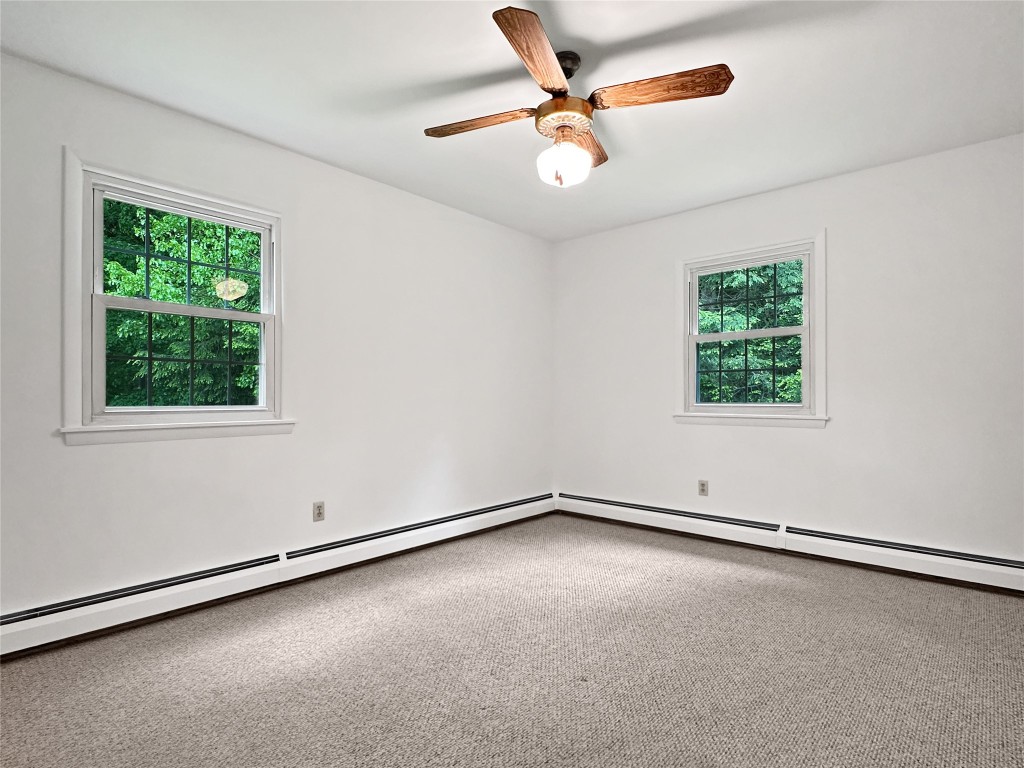 6140 Red Pine Lane, Erie, Pennsylvania image 13