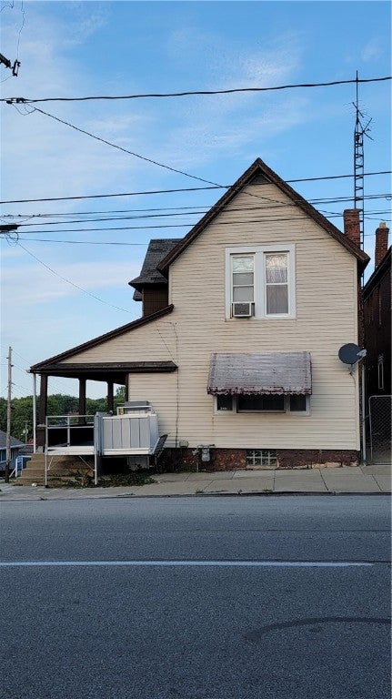 Photo for 2401 PEACH Street
