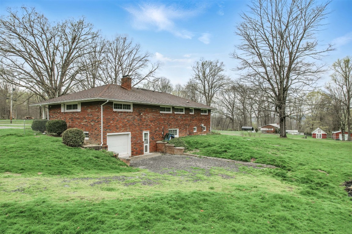 940 Fredonia Road, Hadley, Pennsylvania image 3