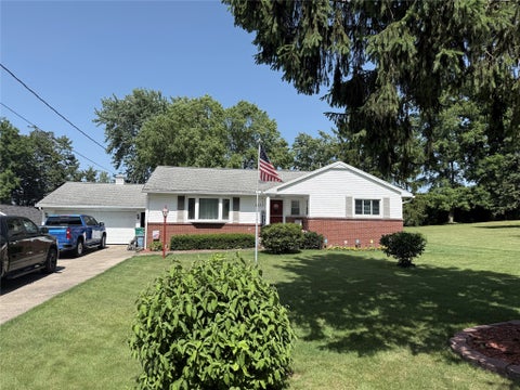 Homes For Sale - 4153 Freeman Road<br/> Erie, PA 16510