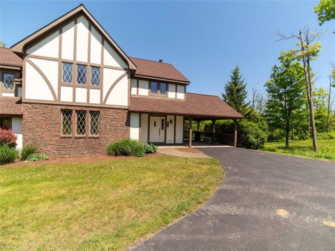 Photo for 8244 CANTERBURY Drive 8244