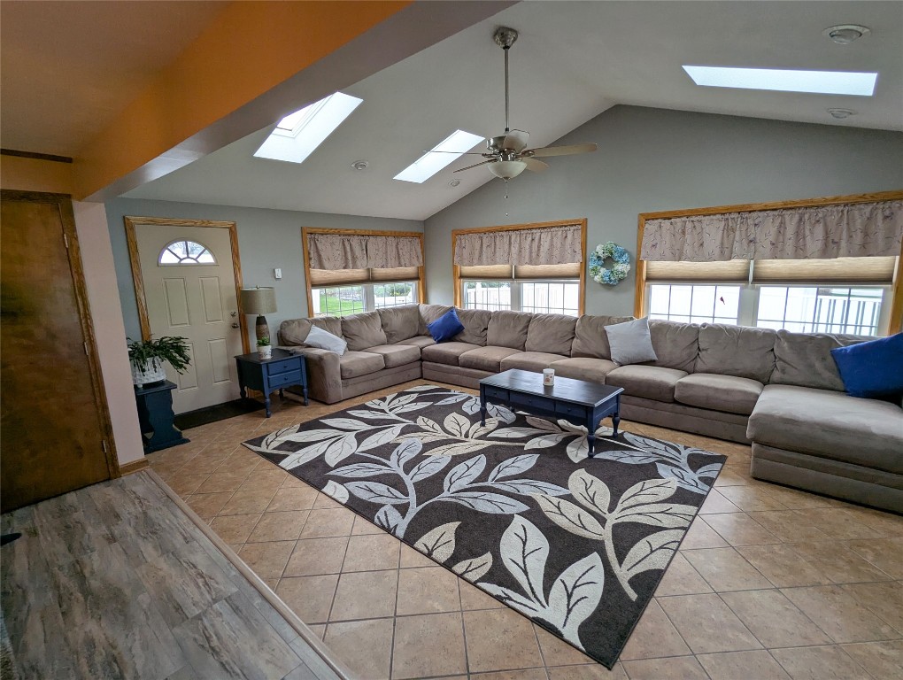 3522 Fountain Way, Erie, Pennsylvania image 7