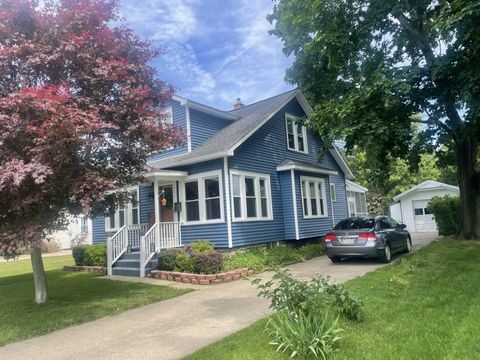 Homes For Sale - 109 Miles Avenue<br/> Girard, PA 16417