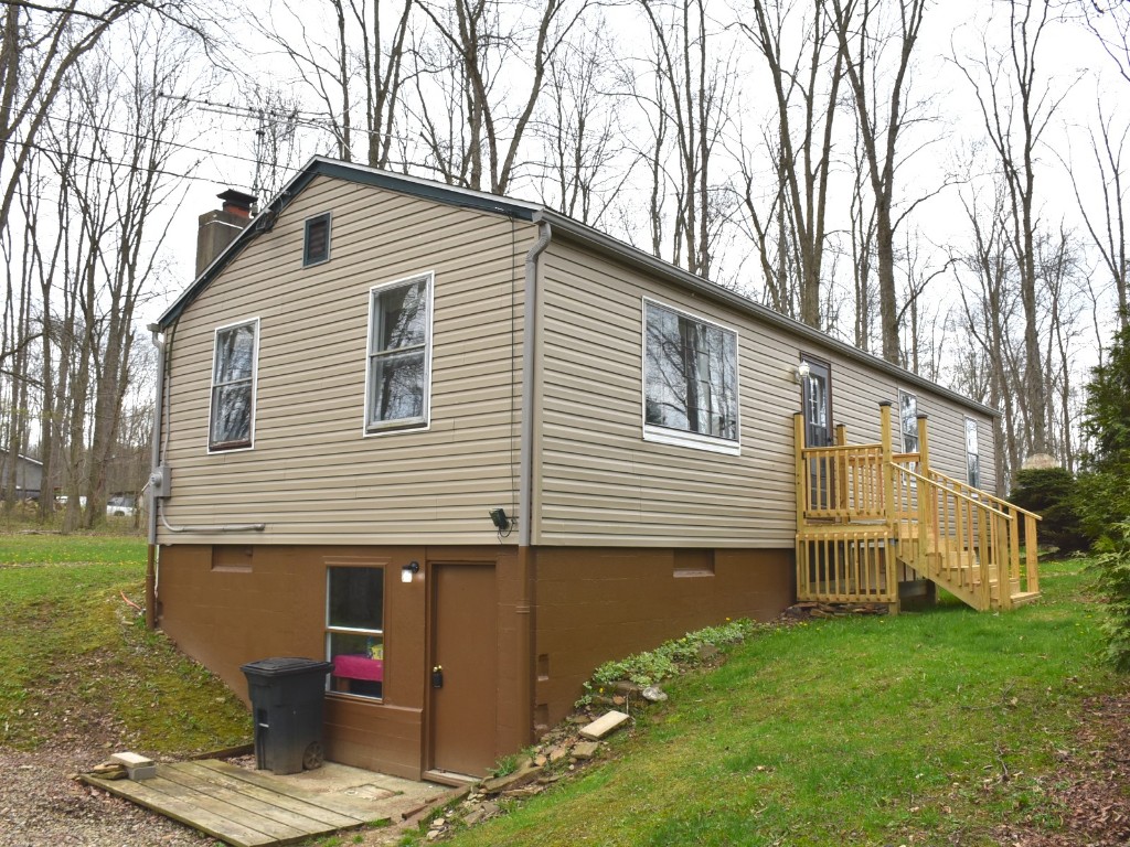 12322 N Watson Run Road, Conneaut Lake, Pennsylvania image 3