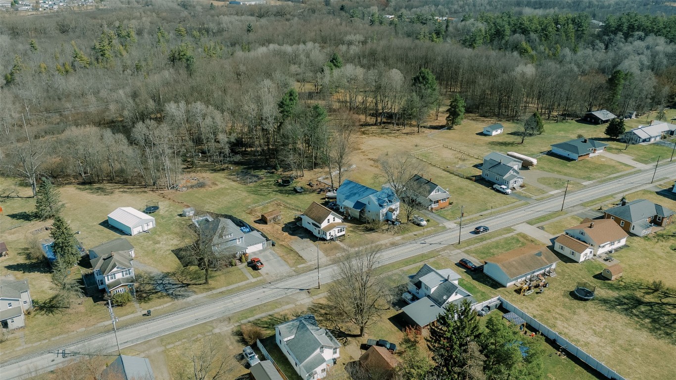 825 E Main Street, Corry, Pennsylvania image 36