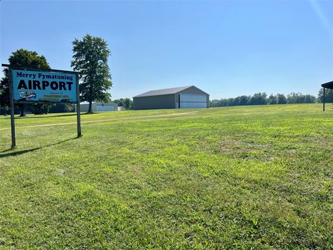 Homes For Sale - 15287 Airport Road<br/> Linesville, PA 16424