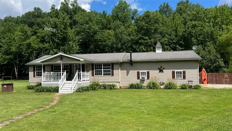 Mobile Home For Sale - 3984 Savannah Lane<br/> Jamestown, PA 16134
