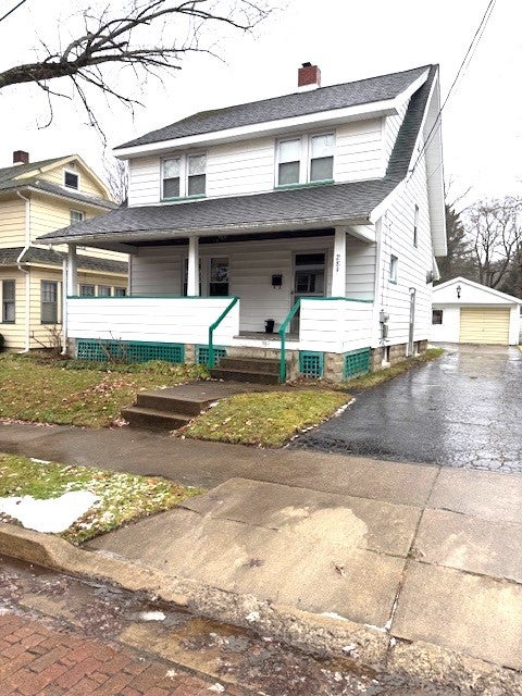 Photo for 289 W JOHN Street