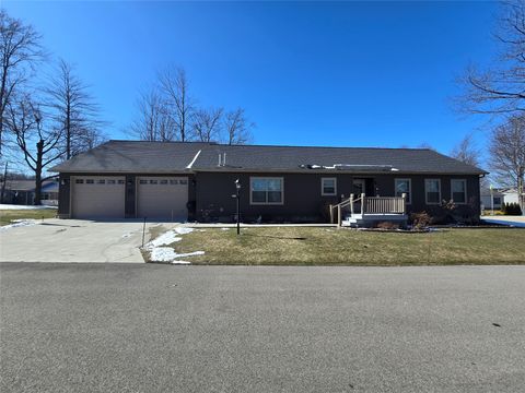 Homes For Sale - 5310 Riesling Ridge<br/> Girard, PA 16417