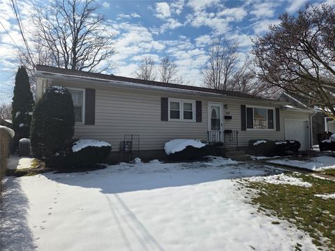Homes For Sale - 1449 E 31st Street<br/> Erie, PA 16504