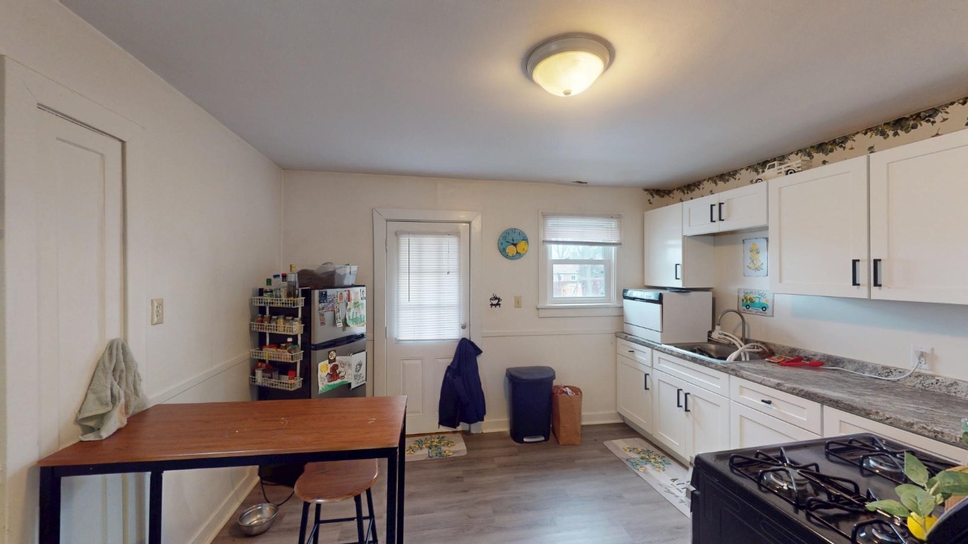 1816 W 24th Street, Erie, Pennsylvania image 14
