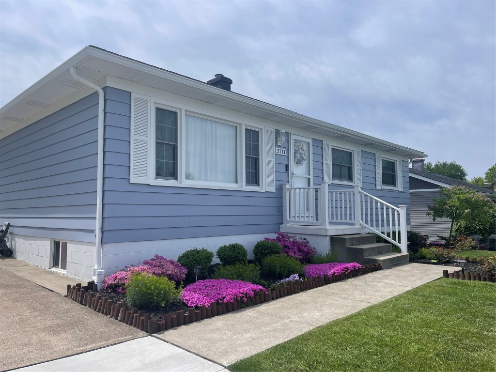 2711 E 43 Street, Erie, Pennsylvania image 3