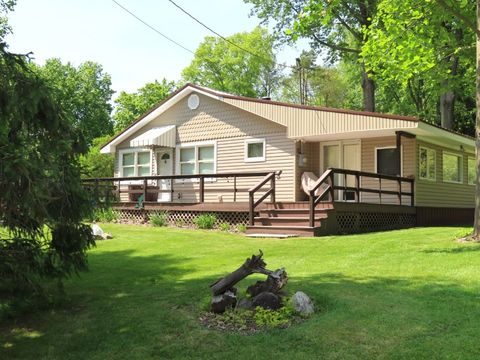 Homes For Sale - 1900 Navaho Road<br/> Crawford County, Jamestown, PA 16134