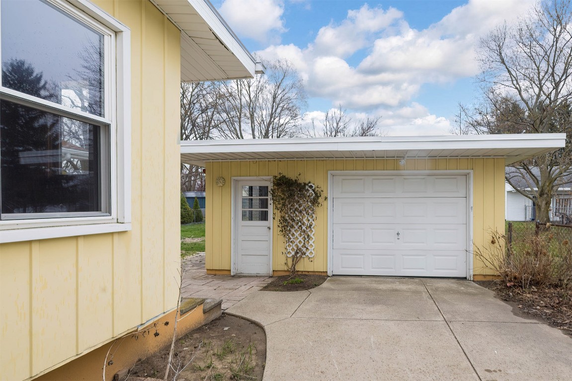 3109 W 24th Street, Erie, Pennsylvania image 2