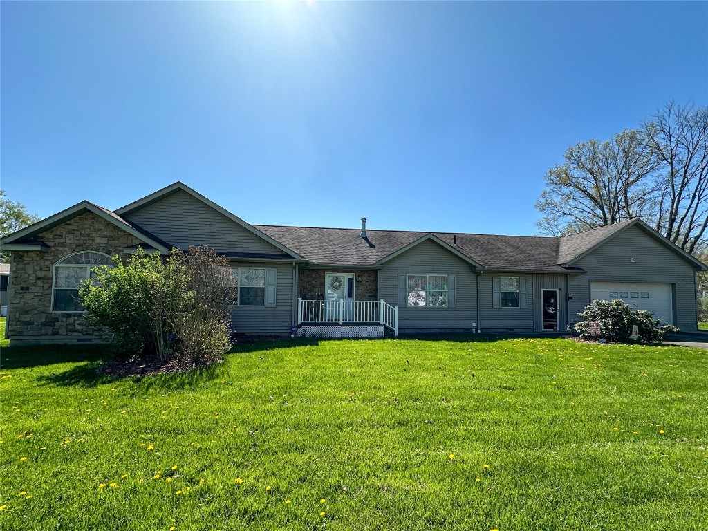 9874 Seneca Trail, Linesville, Pennsylvania image 1