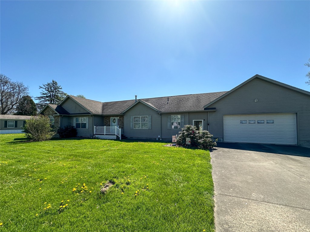 9874 Seneca Trail, Linesville, Pennsylvania image 2