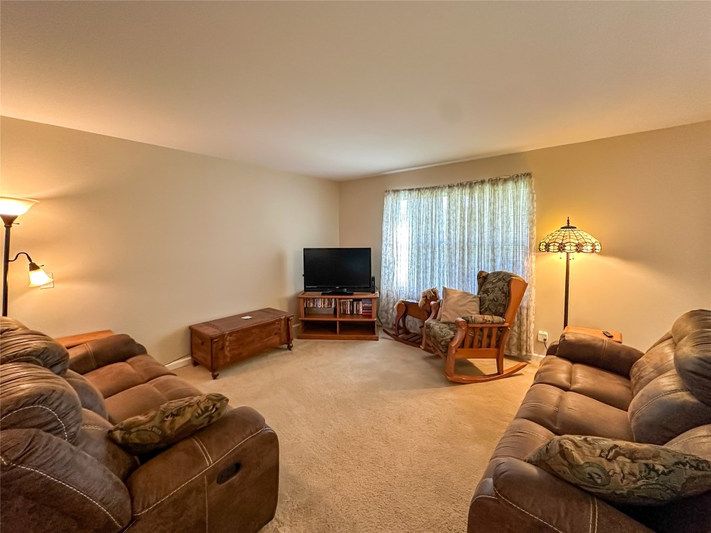9874 Seneca Trail, Linesville, Pennsylvania image 11