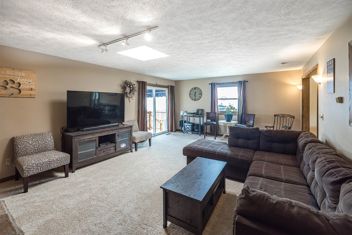 1944 W 36th Street, Erie, Pennsylvania image 14
