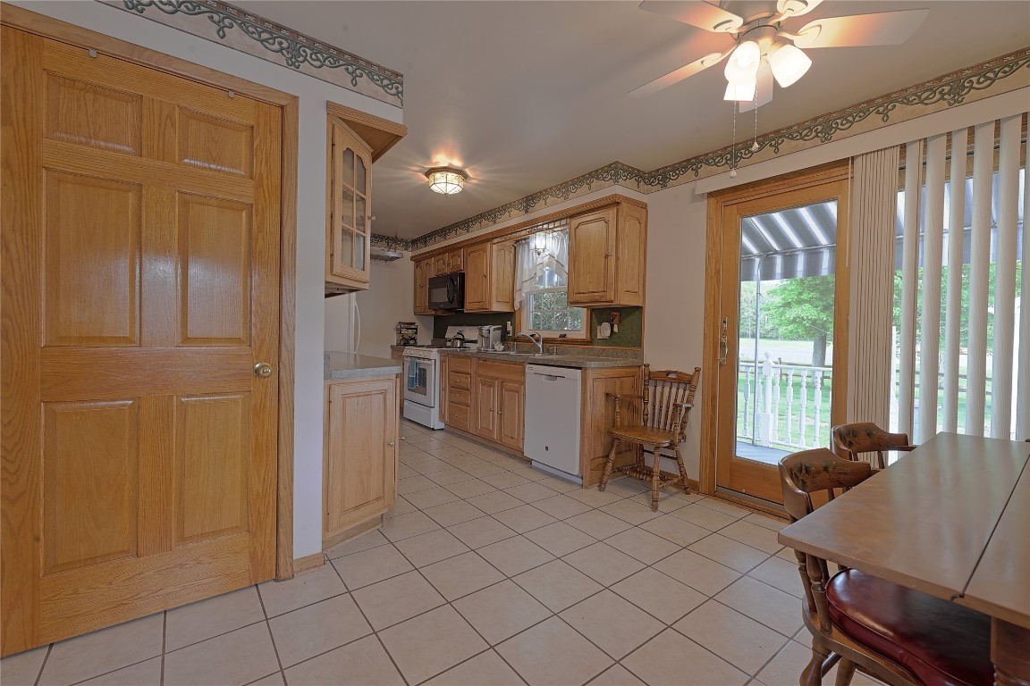 3573 Dennis Avenue, Fairview, Pennsylvania image 13