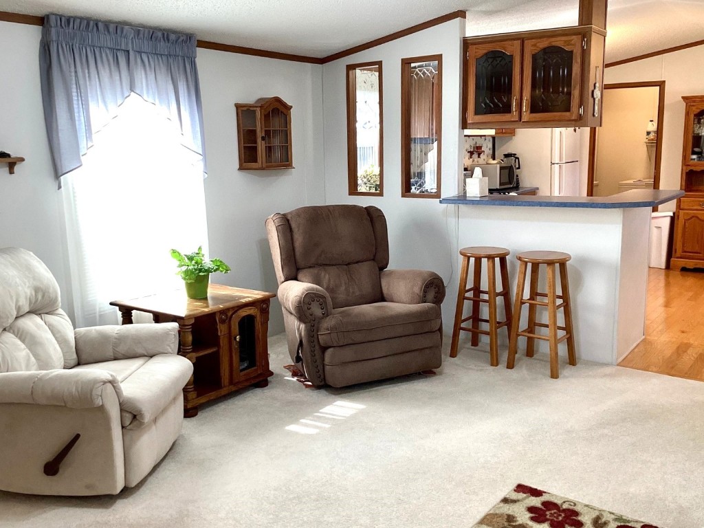 7370 Holly Dale Drive, Erie, Pennsylvania image 6