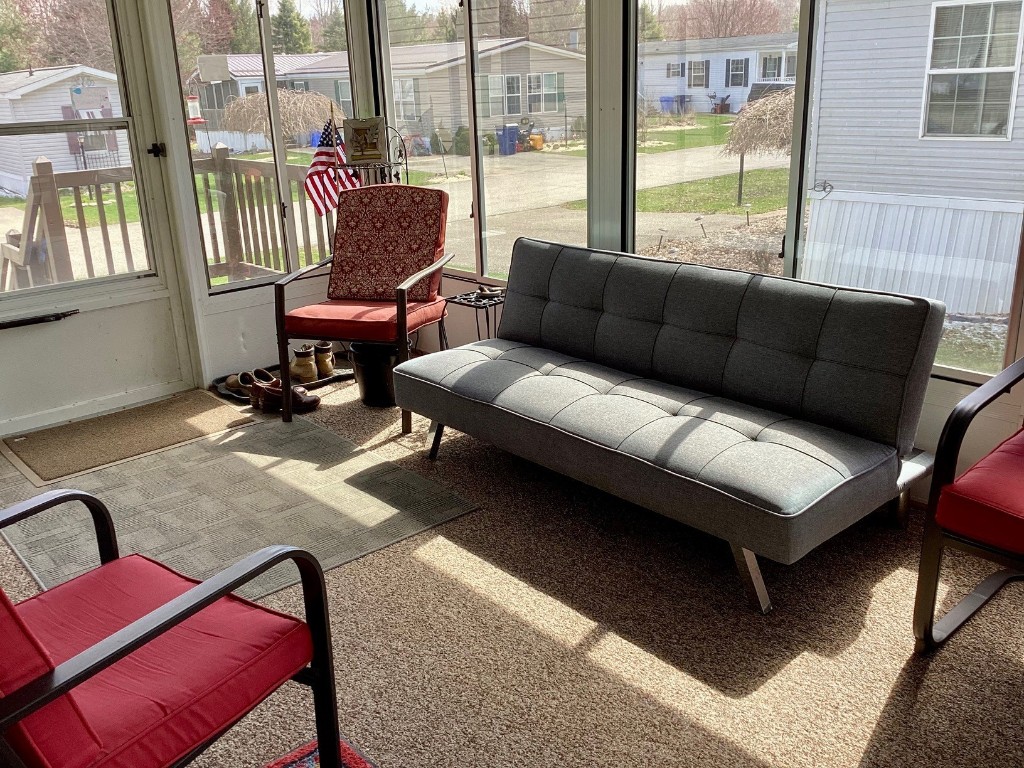 7370 Holly Dale Drive, Erie, Pennsylvania image 3