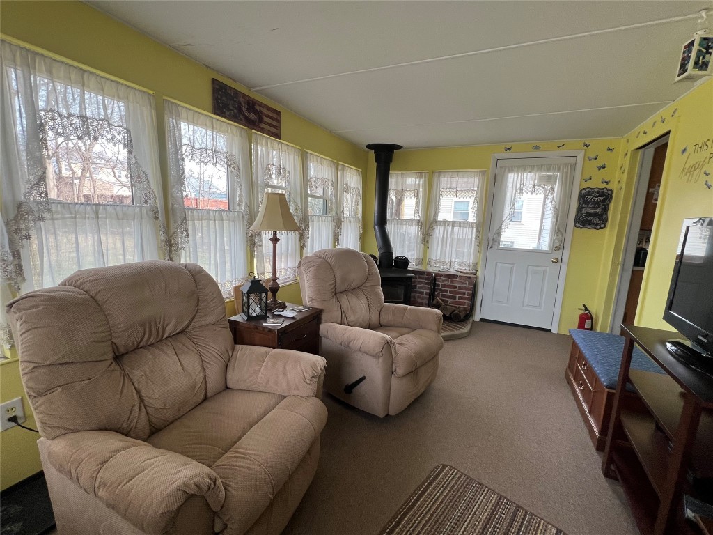 517 Strathmore Avenue, Erie, Pennsylvania image 5