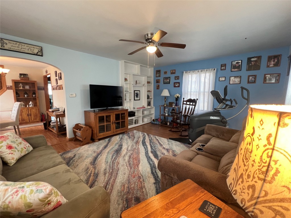 517 Strathmore Avenue, Erie, Pennsylvania image 9