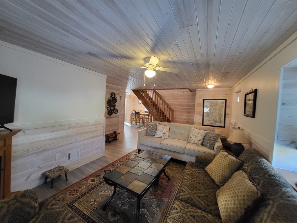 14212 Primrose Drive, Linesville, Pennsylvania image 15