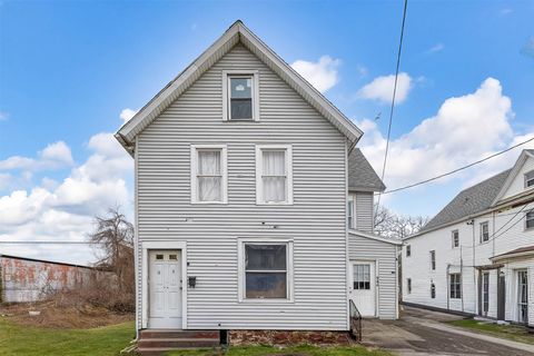 Multifamily For Sale - 946 W 17th Street<br/> Erie, PA 16502