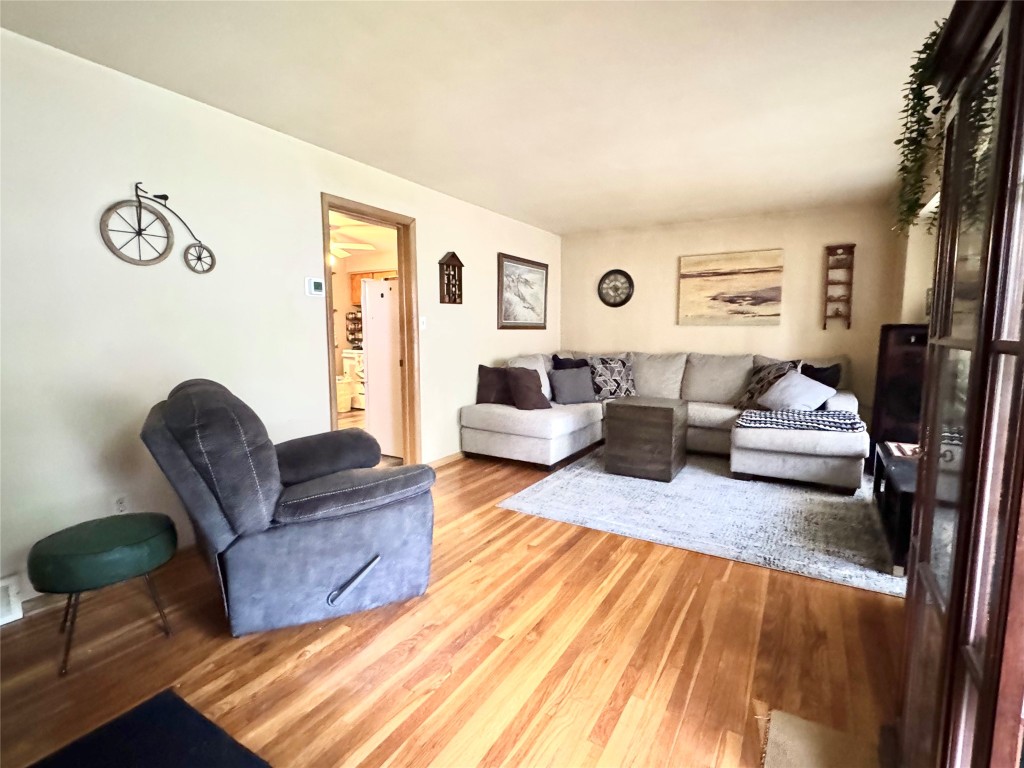 1426 W 45th Street, Erie, Pennsylvania image 9