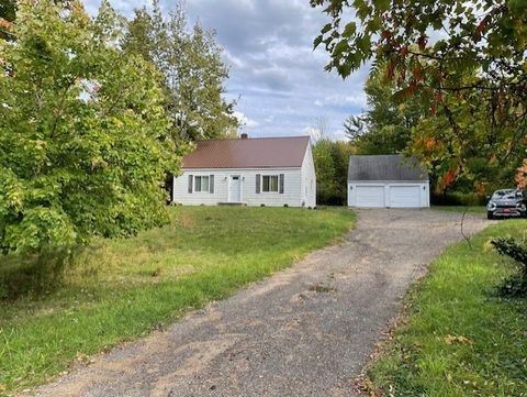 Homes For Sale - 2243 Edinboro Road<br/> Erie County, Erie, PA 16509
