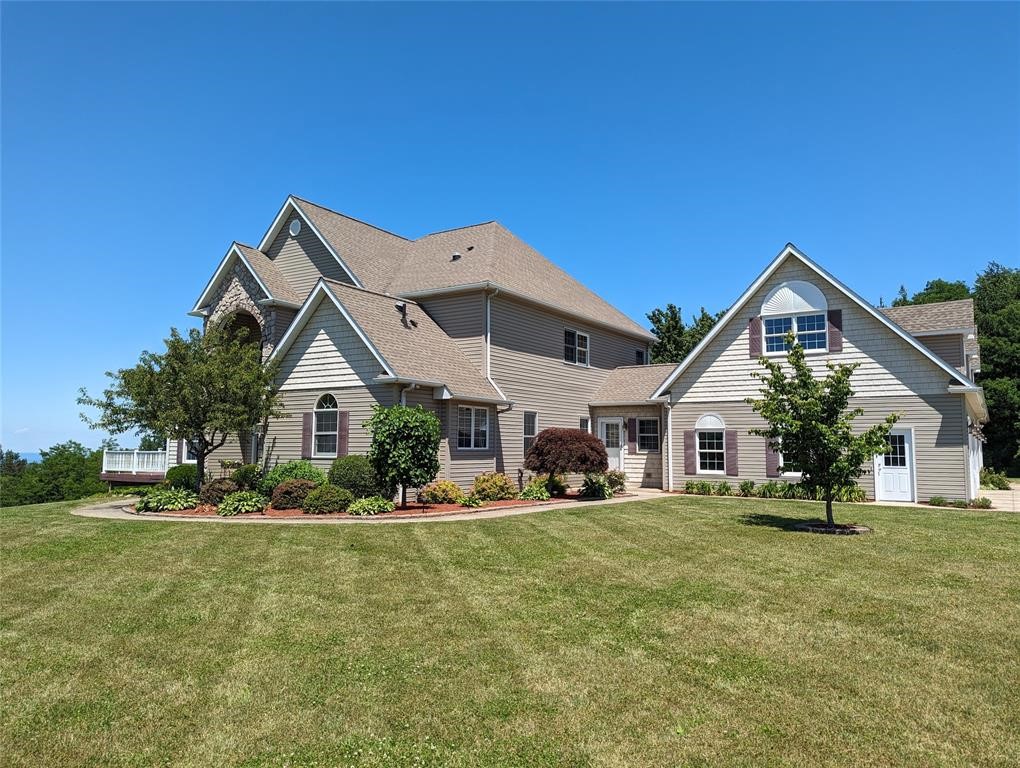 6727 Macoun Way, North East, Pennsylvania image 2