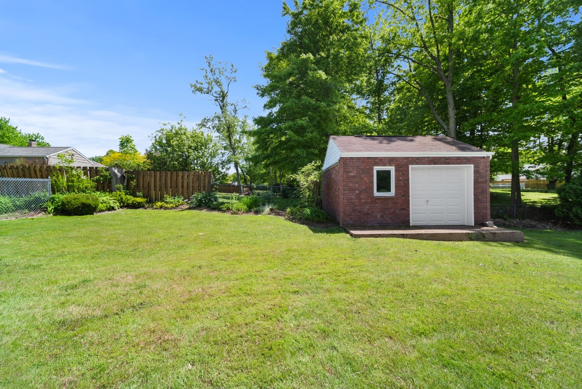2671 E 33rd Street, Erie, Pennsylvania image 28