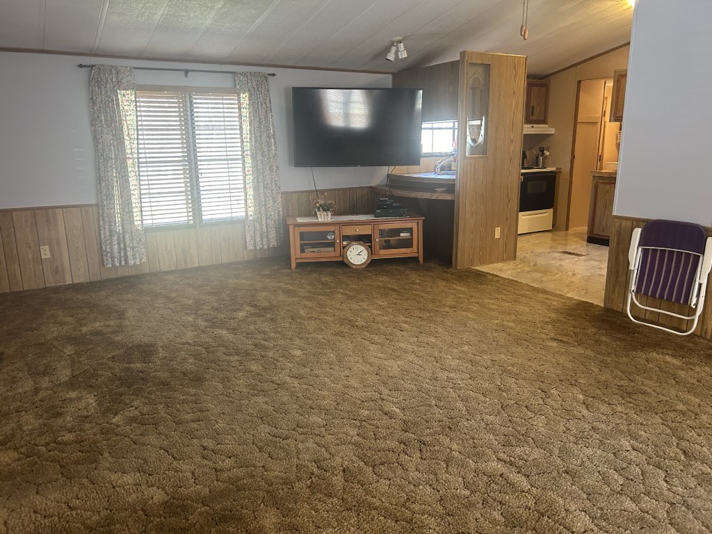 2062 Erin Avenue, Linesville, Pennsylvania image 5