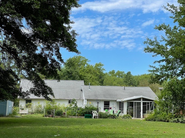 1233 Gunton Drive, Fairview, Pennsylvania image 3