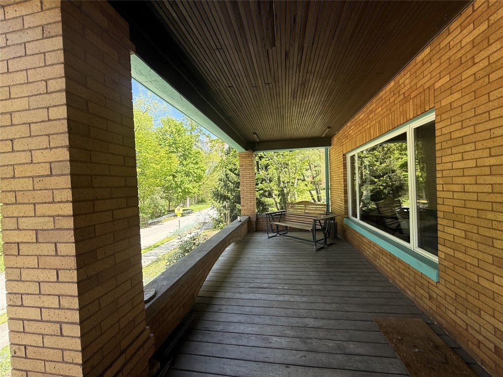 626 Walnut Street, Meadville, Pennsylvania image 2