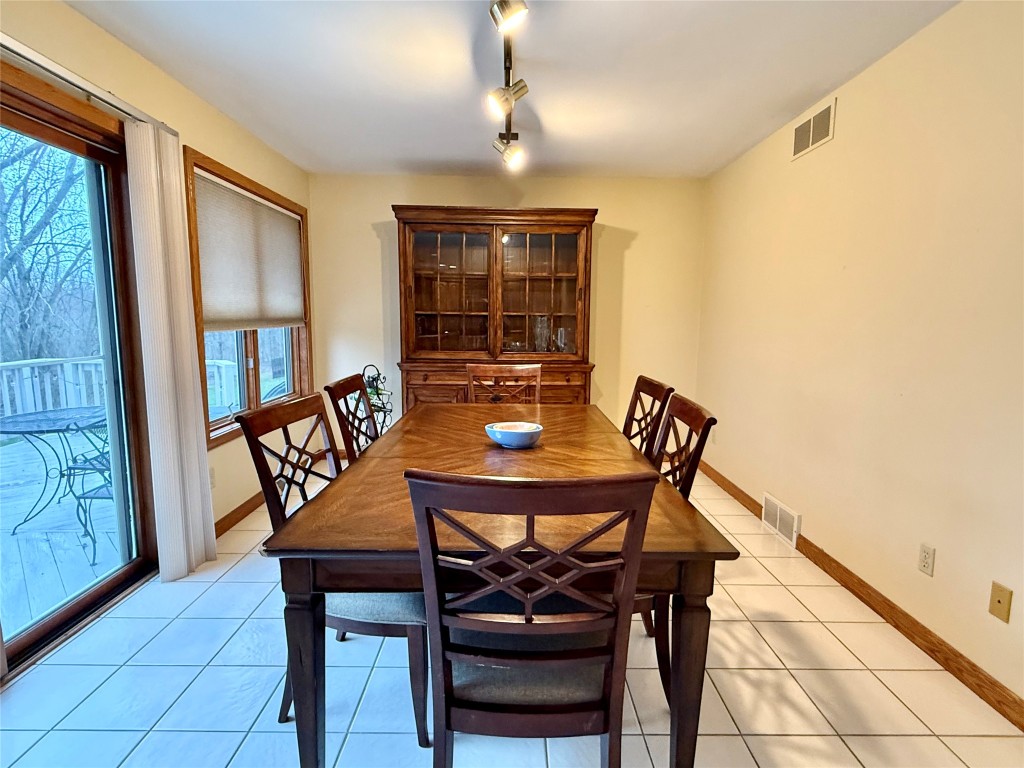 4310 Cooper Road, Erie, Pennsylvania image 32