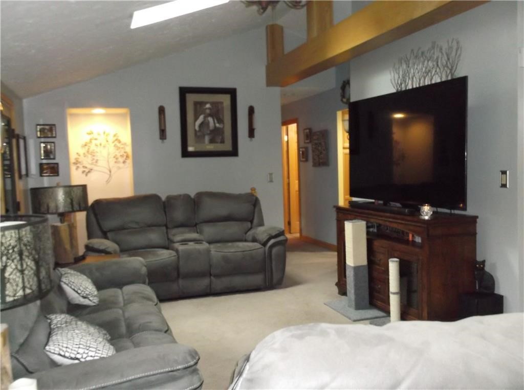 6874 Gatesland Drive, Meadville, Pennsylvania image 8