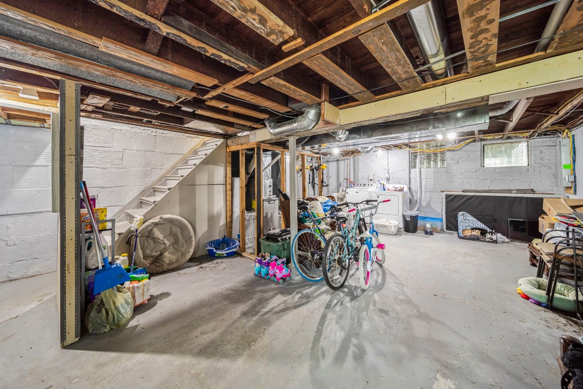 Erie, Pennsylvania 16511, United States, 3 Bedrooms Bedrooms, ,2 BathroomsBathrooms,Residential,Active,157902