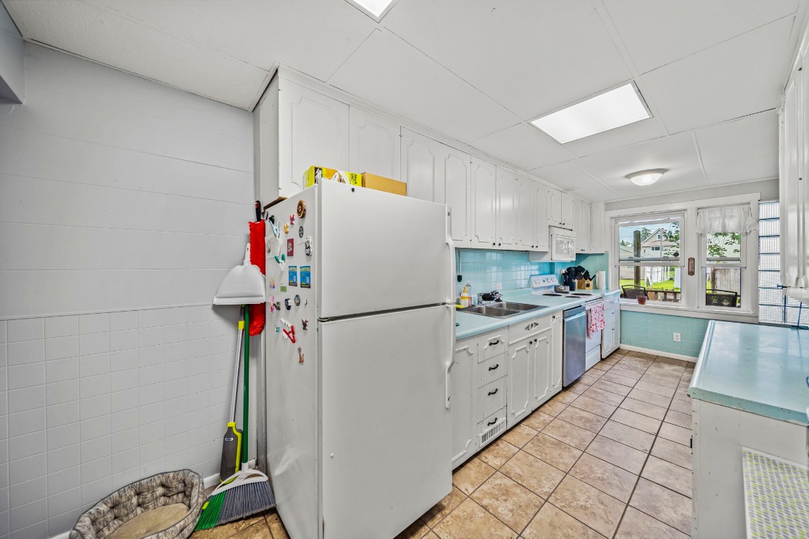 Erie, Pennsylvania 16511, United States, 3 Bedrooms Bedrooms, ,2 BathroomsBathrooms,Residential,Active,157902