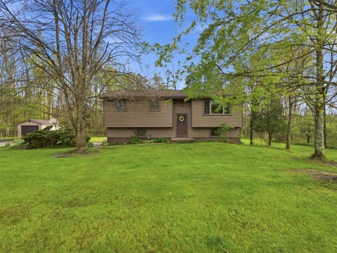 Homes For Sale - 15489 Woodrow Drive<br/> Meadville, PA 16335