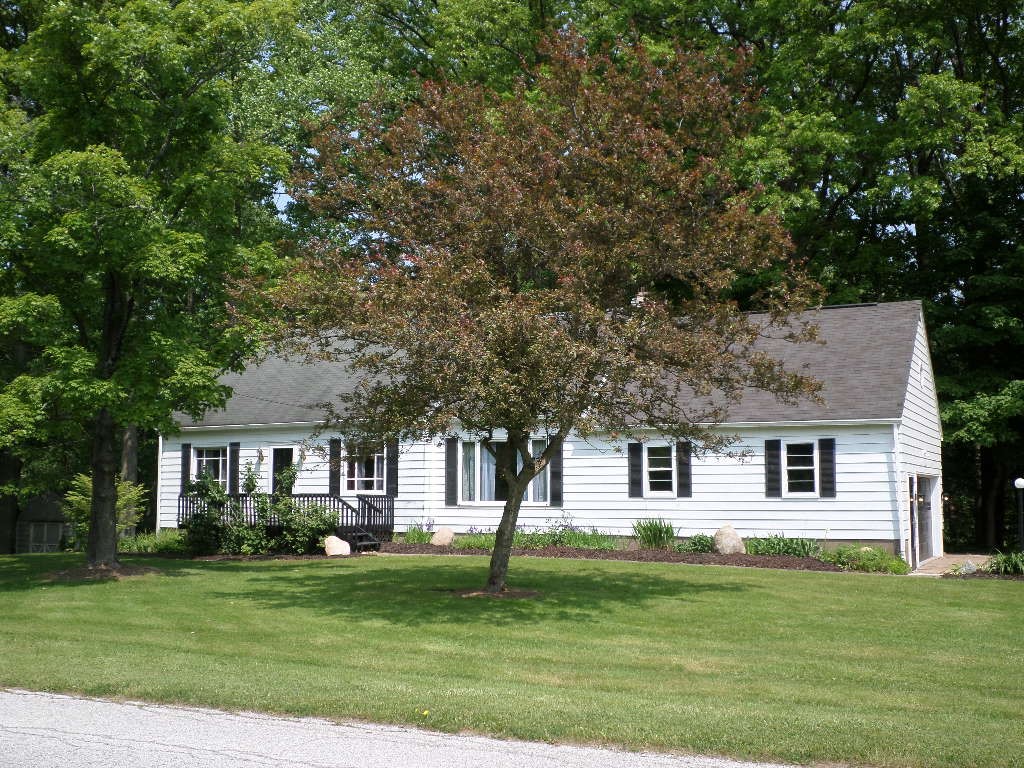 2315 Zimmerly Road, Erie, Pennsylvania image 2